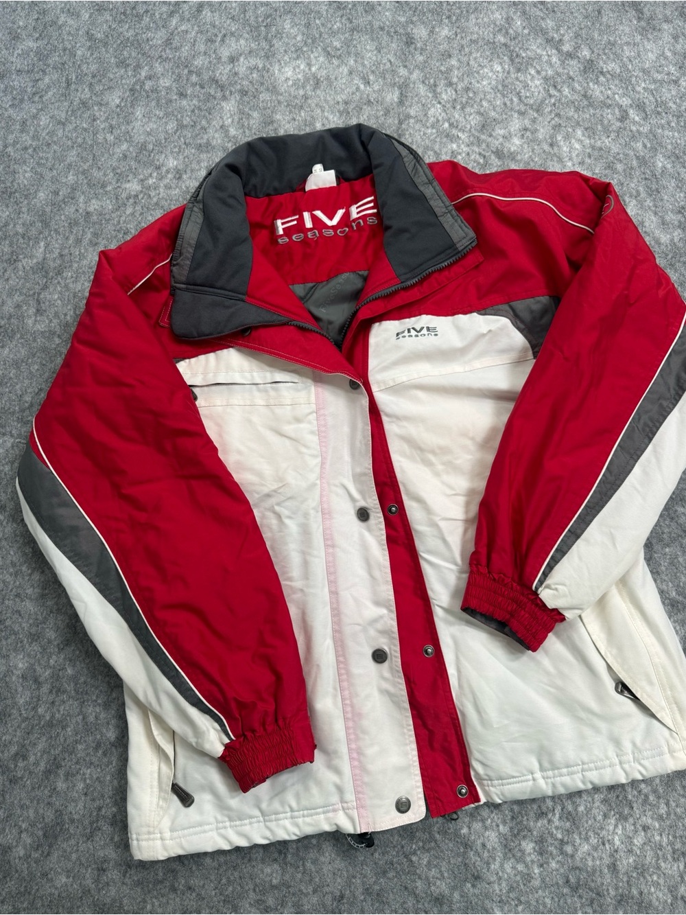 FIVE Seasons Red and White Ski Jacket